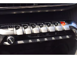 Peugeot 3008  Hybrid 180 e-EAT8 Allure Pack occasion - Photo 13