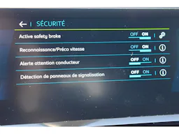 Peugeot 3008 Hybrid 180 e-EAT8 Allure Pack occasion - Photo 32