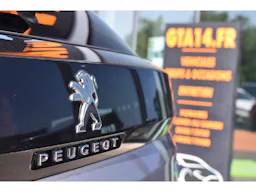 Peugeot 3008  Hybrid 180 e-EAT8 Allure Pack occasion - Photo 19