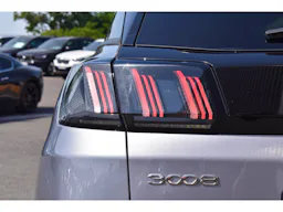 Peugeot 3008 Hybrid 180 e-EAT8 Allure Pack occasion - Photo 44
