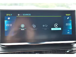 Peugeot 3008  Hybrid 180 e-EAT8 Allure Pack occasion - Photo 28
