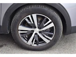 Peugeot 3008 Hybrid 180 e-EAT8 Allure Pack occasion - Photo 42
