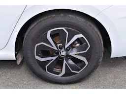 Skoda Scala 1.0 TSI Evo 2 116 ch BVM6 Selection occasion - Photo 33