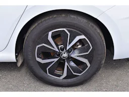 Skoda Scala 1.0 TSI Evo 2 116 ch BVM6 Selection occasion - Photo 33