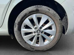Skoda Scala 1.0 TSI - 116 BERLINE Selection PHASE 2 occasion - Photo 5