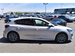 Ford Focus  1.5 EcoBlue 115 Powershift ST LINE X occasion - Photo 4