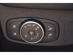 Ford Focus 1.5 EcoBlue 115 Powershift ST LINE X occasion - Photo 21