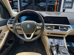 BMW Série 3 330e xDrive Touring Luxury - BVA TOURING G21 330e xDrive PHASE 1 occasion - Photo 3