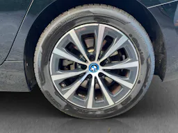 BMW Série 3 Touring 330e xDrive 292 ch BVA8 G21 Luxury occasion - Photo 1