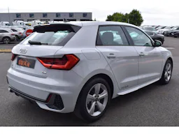 Audi A1 Sportback 30 TFSI 116 ch S tronic 7 S line occasion - Photo 2