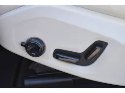 Volvo XC60  T6 AWD Hybride rechargeable 253 ch+145 ch Geartronic 8 Plus Style Chrome occasion - Photo 11