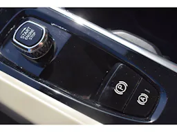 Volvo XC60 T6 AWD Hybride rechargeable 253 ch+145 ch Geartronic 8 Plus Style Chrome occasion - Photo 34