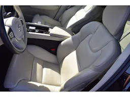 Volvo XC60  T6 AWD Hybride rechargeable 253 ch+145 ch Geartronic 8 Plus Style Chrome occasion - Photo 38