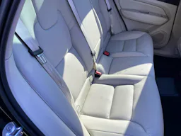 Volvo XC60  T6 AWD Hybride rechargeable 253 ch+145 ch Geartronic 8 Plus Style Chrome occasion - Photo 4