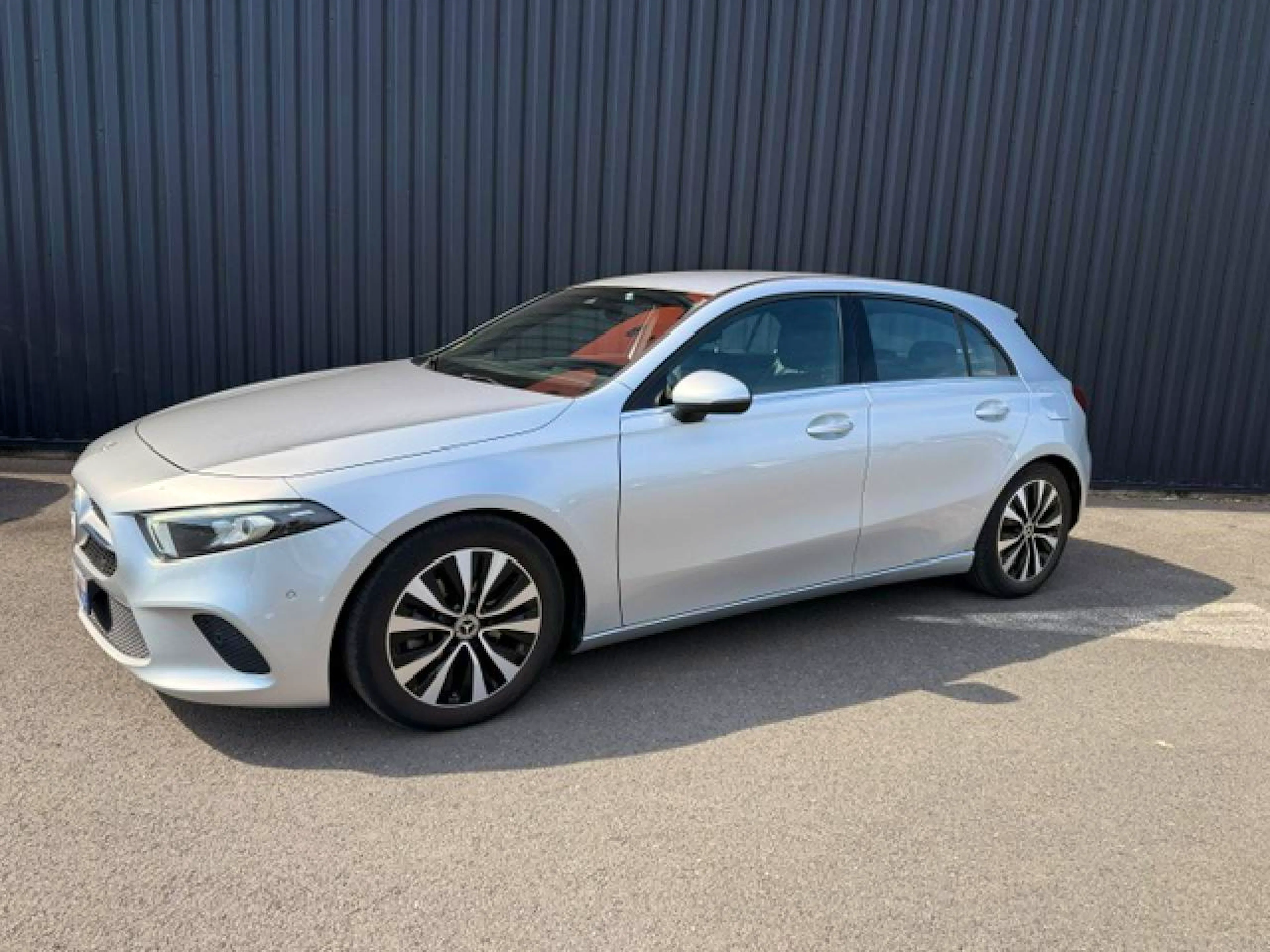 Mercedes Benz Classe A Berline A 250 e - BV 8G-DCT  BERLINE 4P - BM 177 Business Line PHASE 1 occasion