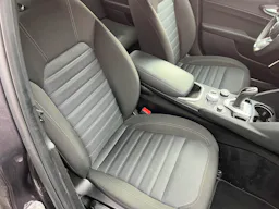 Alfa Romeo Giulia  2.2 D - 160 - BVA 2022  Super PHASE 1 occasion - Photo 5
