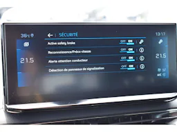 Peugeot 3008 PureTech 130ch S&S BVM6 Active Pack occasion - Photo 30