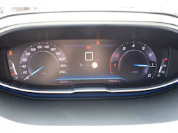 Peugeot 3008 PureTech 130ch S&S BVM6 Active Pack occasion - Photo 8