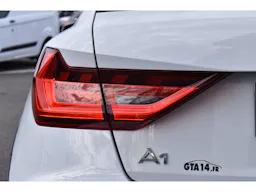 Audi A1 ALLSTREET 30 TFSI 110 ch S tronic 7 Design occasion - Photo 37
