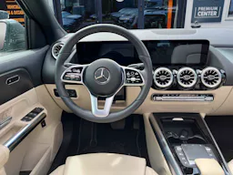 Mercedes Benz Classe GLA GLA 250 e + Hybrid EQ Power - BV 8G-DCT - BM H247 Business Line PHASE 1 occasion - Photo 3
