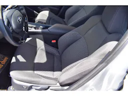 Toyota C-HR 1.8 Hybrid e-CVT Dynamic Business occasion - Photo 34