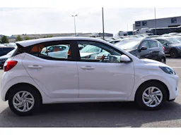 Hyundai i10 1.0 BVM Intuitive occasion - Photo 4