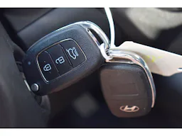 Hyundai i10  1.0 BVM Intuitive occasion - Photo 24