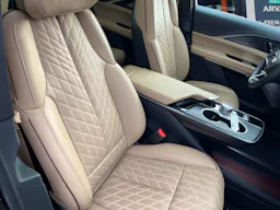 Cadillac LYRIQ SPORT 528ch 102KWh TOIT PANORAMIQUE occasion - Photo 5