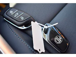 MG ZS  III 1.5 HYBRID+ 197 LUXURY occasion - Photo 31