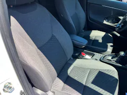 Toyota Yaris Cross Hybrid 130h - BV CVT AWD-i (MC24) Design occasion - Photo 5