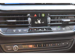 BMW Série 1  118i - BV DKG  BERLINE F40 Edition Sport occasion - Photo 13