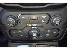 Jeep Renegade  1.3 Turbo T4 - 190 - BVA 4xe eAWD  Limited PHASE 2 occasion - Photo 12