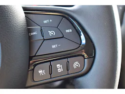 Jeep Renegade 1.3 Turbo T4 - 190 - BVA 4xe eAWD Limited PHASE 2 occasion - Photo 24