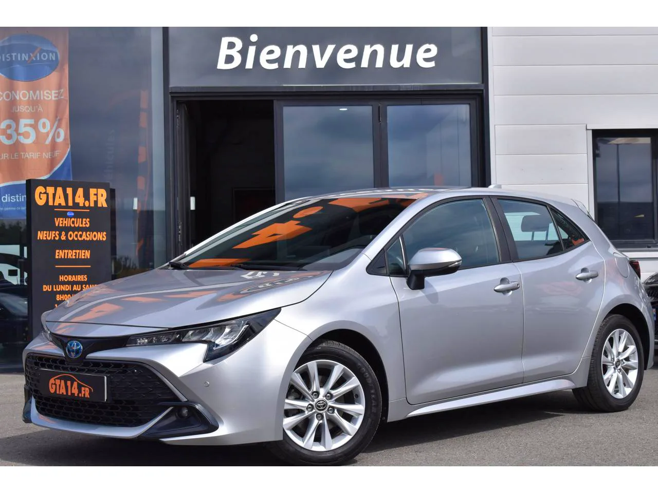 Toyota Corolla 1.8 Hybrid 140 e-CVT Dynamic Business occasion