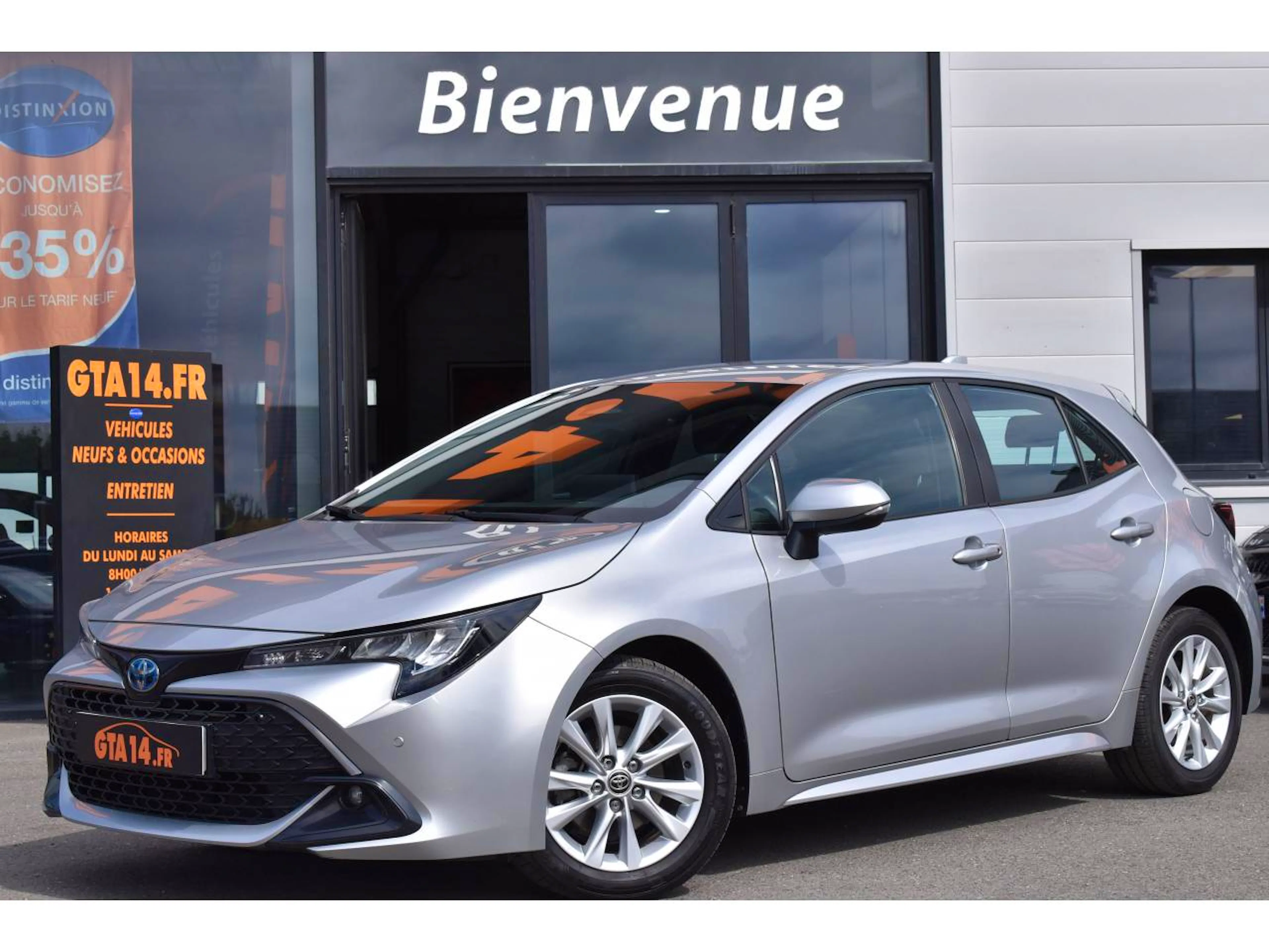 Toyota Corolla 1.8 Hybrid 140 e-CVT Dynamic Business occasion