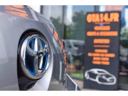 Toyota Corolla 1.8 Hybrid 140 e-CVT Dynamic Business occasion - Photo 19