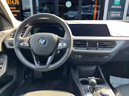 BMW Série 1 116i - BV DKG BERLINE F40 Business Design occasion - Photo 3