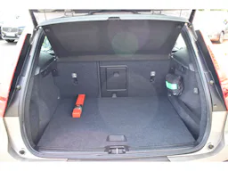 Volvo XC40 D3 AdBlue 150 ch Geartronic 8 Momentum occasion - Photo 9