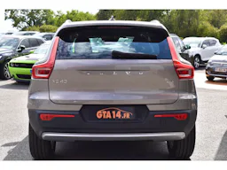 Volvo XC40 D3 AdBlue 150 ch Geartronic 8 Momentum occasion - Photo 18
