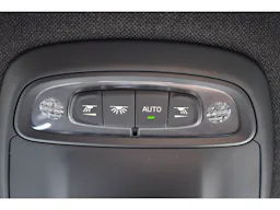 Volvo XC40  D3 AdBlue 150 ch Geartronic 8 Momentum occasion - Photo 36
