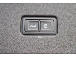 Audi Q8 55 TFSI e 381 Tiptronic 8 Quattro Avus occasion - Photo 9
