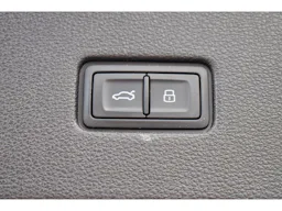 Audi Q8  55 TFSI e 381 Tiptronic 8 Quattro Avus occasion - Photo 9