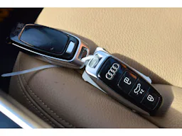 Audi Q8  55 TFSI e 381 Tiptronic 8 Quattro Avus occasion - Photo 36