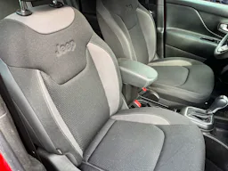 Jeep Renegade 1.3 Turbo T4 - 190 - BVA 4xe eAWD Limited PHASE 2 occasion - Photo 5