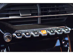Peugeot 2008 PureTech 130 S&S EAT8 Allure Pack occasion - Photo 13