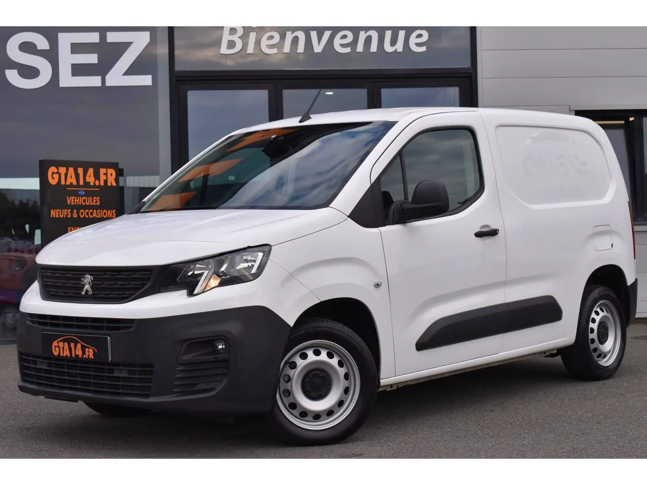 Peugeot Partner STANDARD 1000 KG BLUEHDI 100 S&S BVM6 PREMIUM occasion