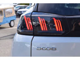 Peugeot 5008 PureTech 130ch S&S BVM6 GT occasion - Photo 43