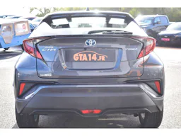 Toyota C-HR 1.8 Hybrid e-CVT Dynamic Business occasion - Photo 18