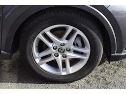 Toyota C-HR 1.8 Hybrid e-CVT Dynamic Business occasion - Photo 35