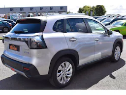 Suzuki SX4 S-cross  1.4 Boosterjet + Hybrid SHVS  Privilège occasion - Photo 2